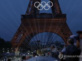 100년 만에 파리 올림픽…센강서 지구촌 축제 화려한 개막 기사 이미지