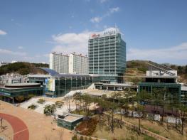  ‘학산천, 도심 생태하천으로 되살아나다’  포항시 물길맞이 행사 열려 기사 이미지